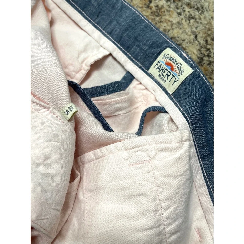 Faherty Men's Malibu Linen & Cotton Chino Shorts in Pink Size 38